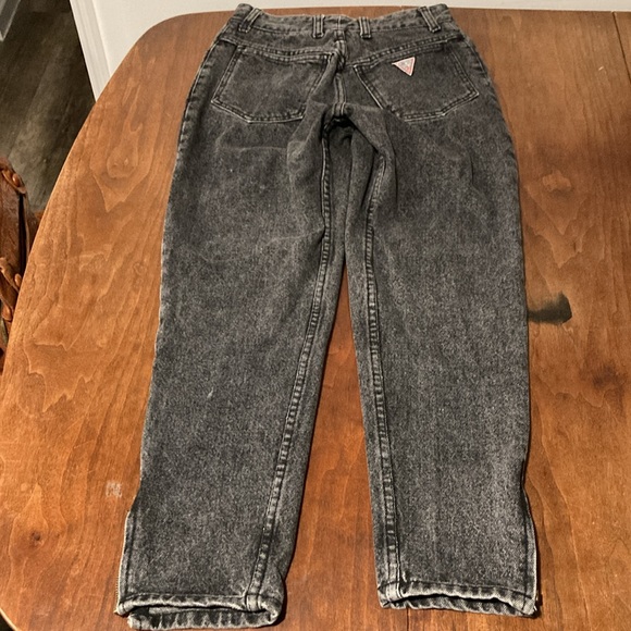 80’s vtg high waist Guess? Jeans black stonewash 28 - Picture 3 of 14